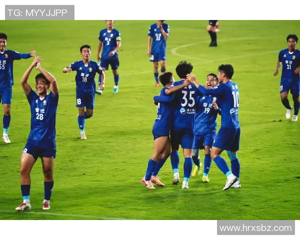 足球明星感人瞬间集锦展现他们的拼搏与热爱之路 足球明星感人瞬间集锦展现他们的拼搏与热爱之路